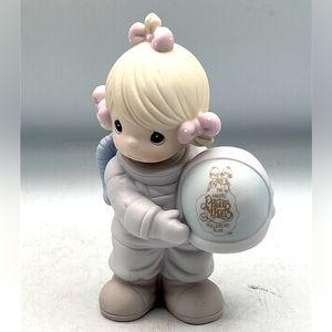 Precious moment club out of this world 1991